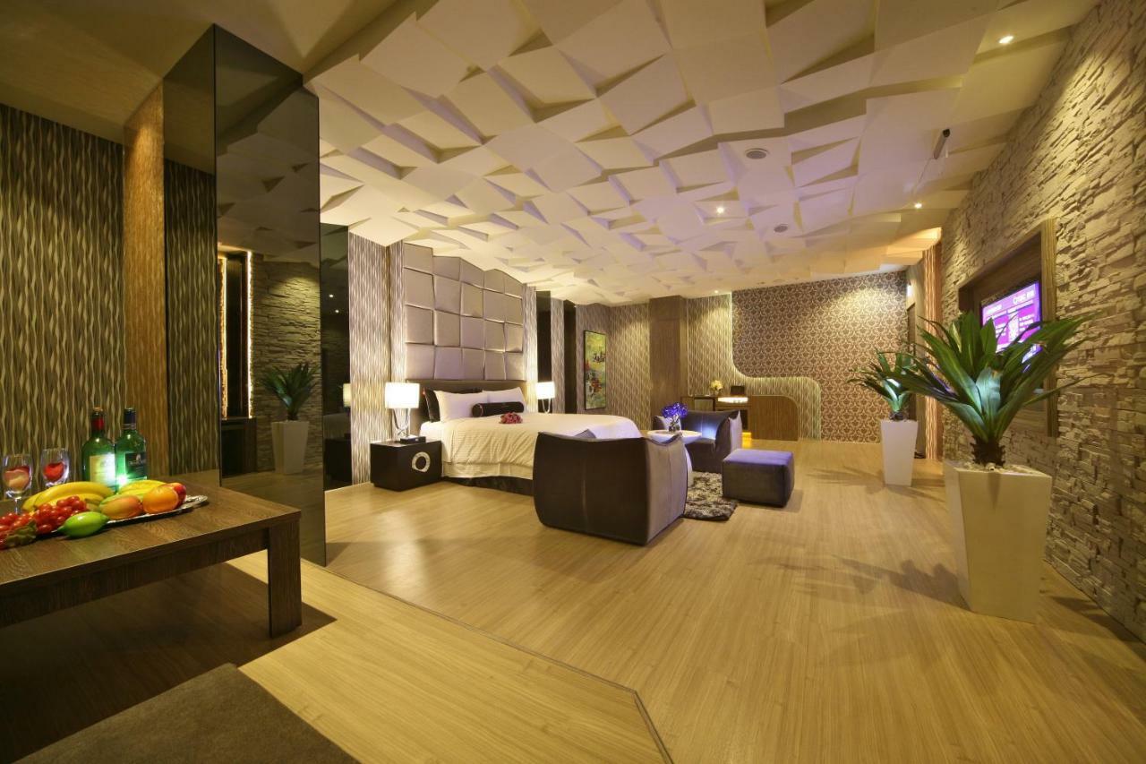 Doule Motel Тайджун Екстериор снимка