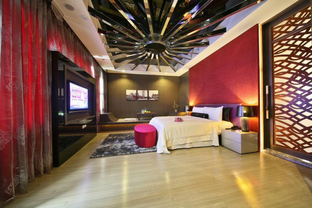 Doule Motel Тайджун Екстериор снимка