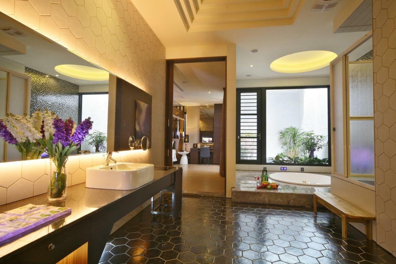 Doule Motel Тайджун Екстериор снимка