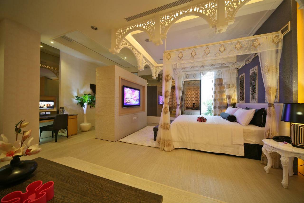 Doule Motel Тайджун Екстериор снимка