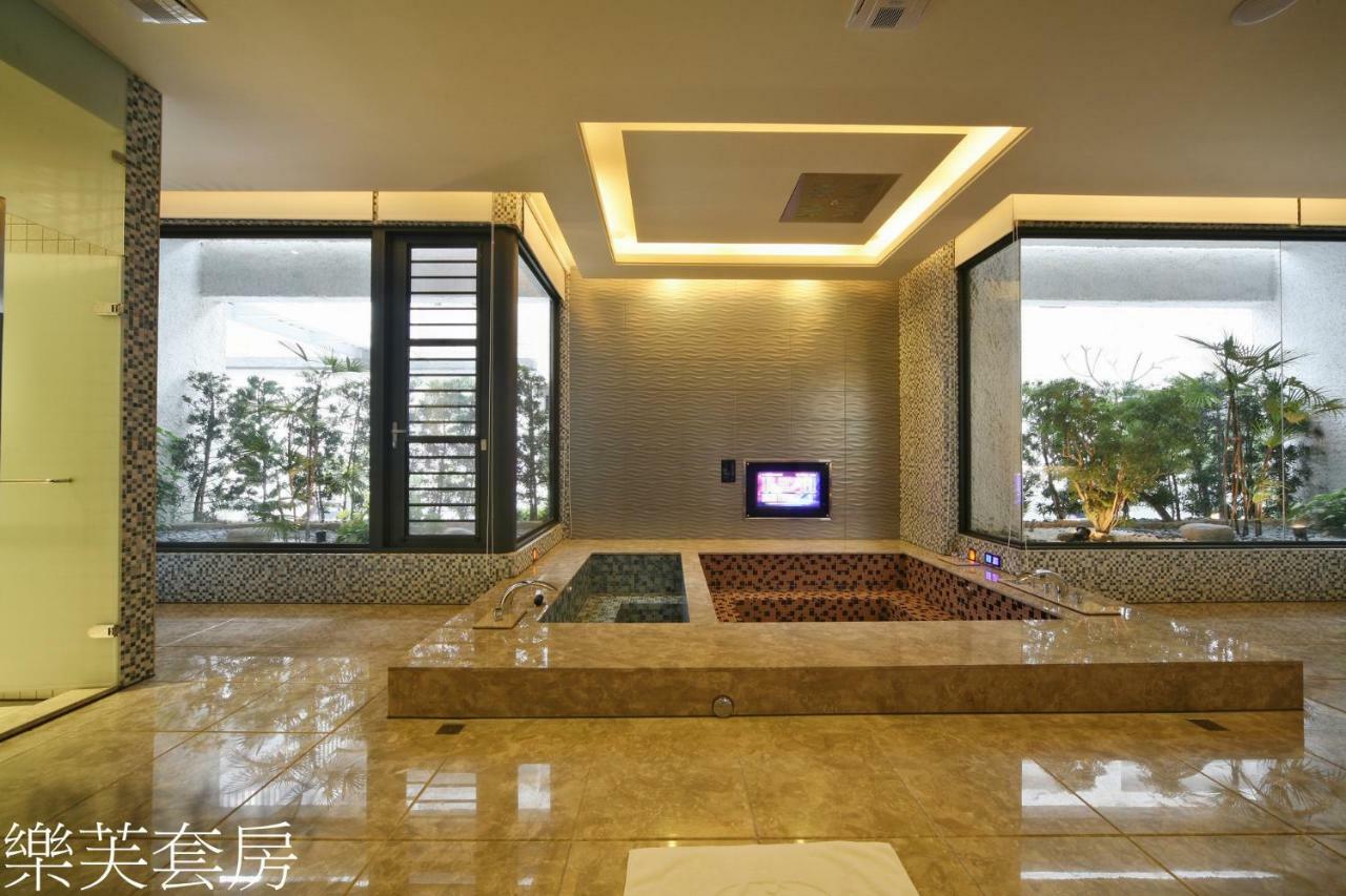 Doule Motel Тайджун Екстериор снимка