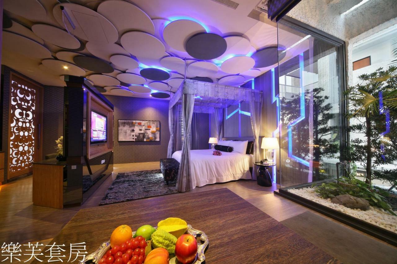 Doule Motel Тайджун Екстериор снимка