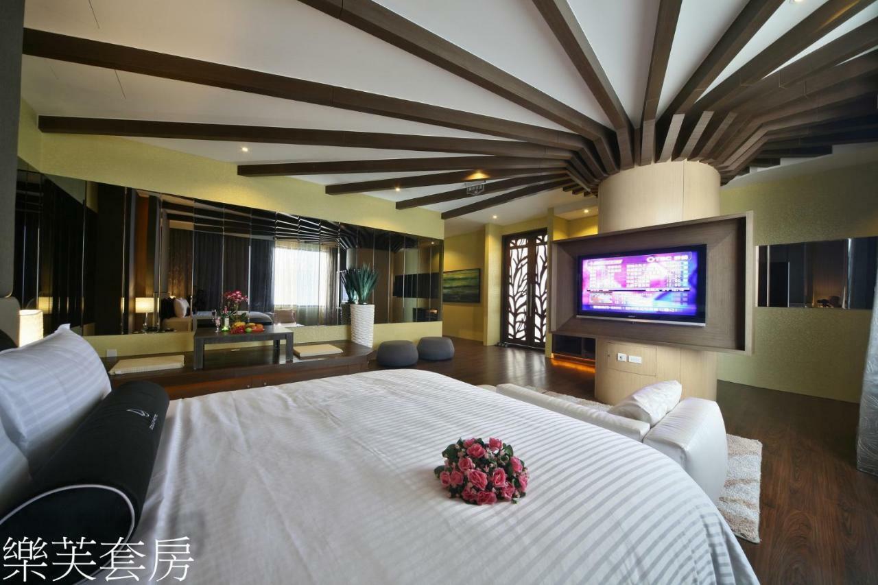 Doule Motel Тайджун Екстериор снимка