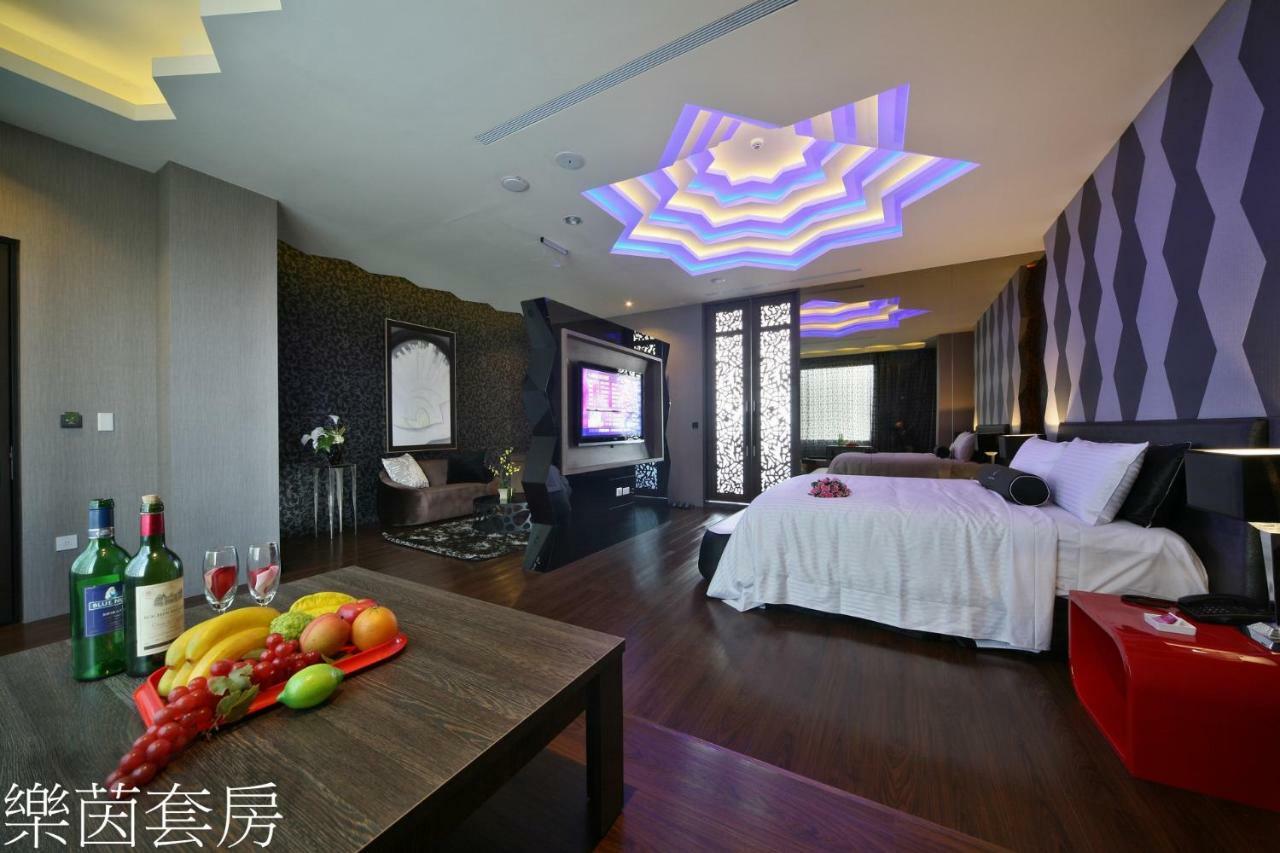 Doule Motel Тайджун Екстериор снимка