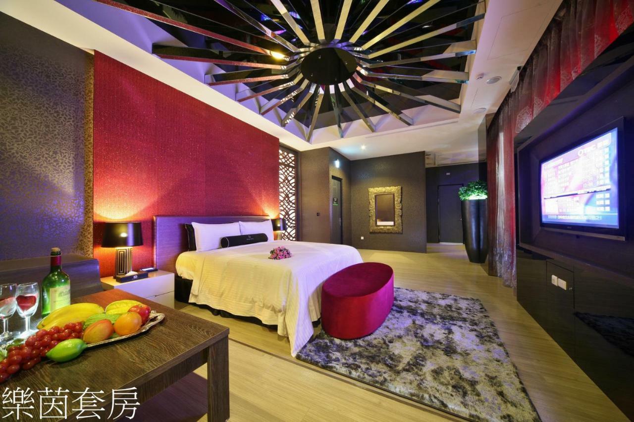 Doule Motel Тайджун Екстериор снимка