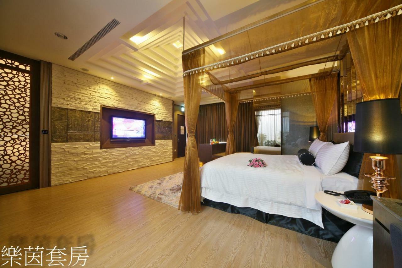 Doule Motel Тайджун Екстериор снимка
