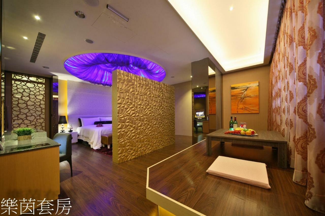 Doule Motel Тайджун Екстериор снимка