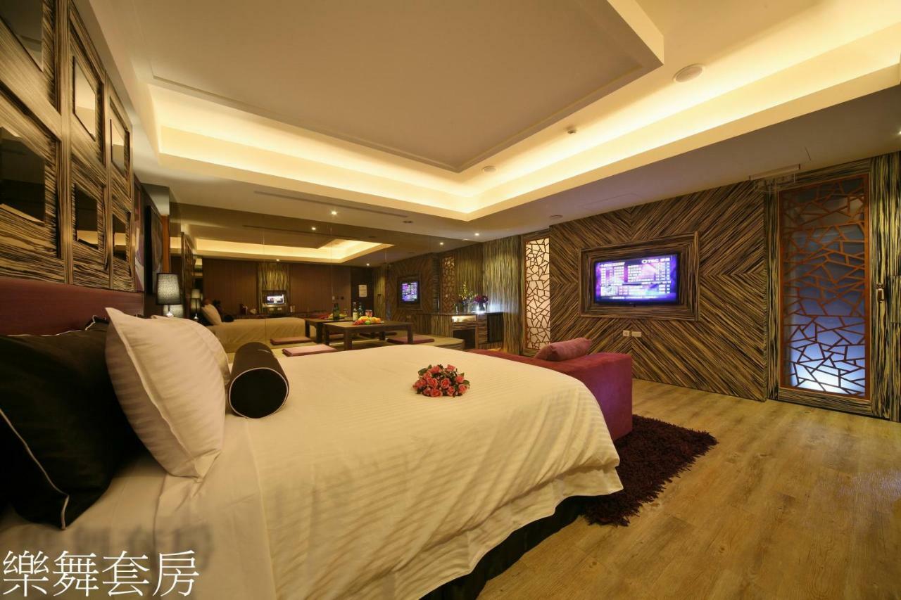 Doule Motel Тайджун Екстериор снимка