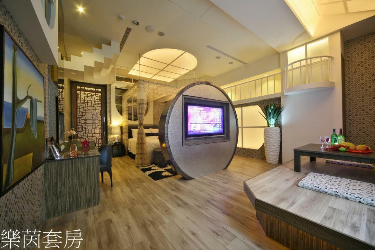 Doule Motel Тайджун Екстериор снимка