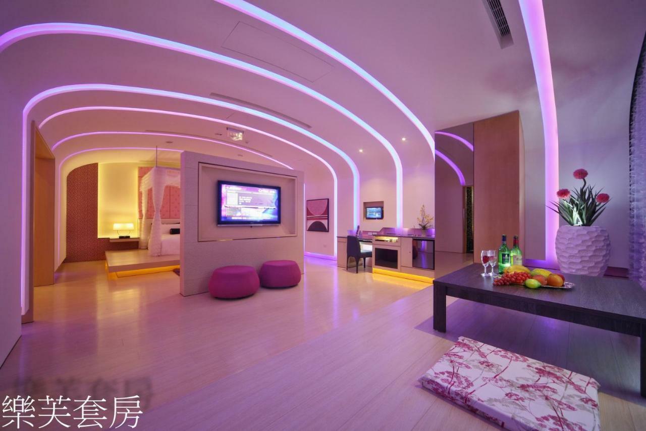 Doule Motel Тайджун Екстериор снимка