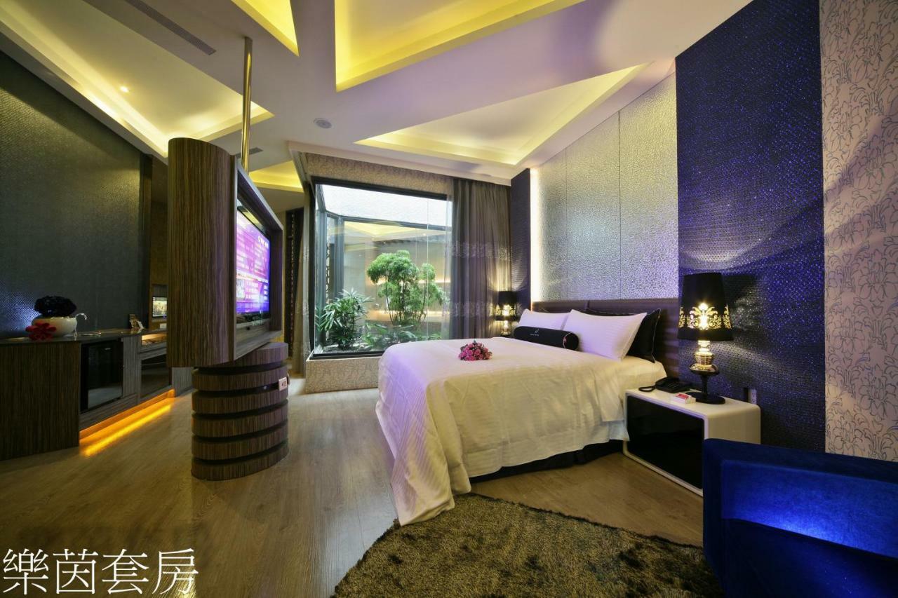 Doule Motel Тайджун Екстериор снимка